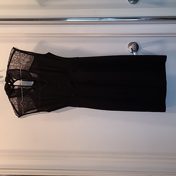 *2/$30 summer clearout* Guess LBD (s.4) EUC - Picture 3 of 11